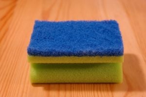 Student cleaning tips and sponges